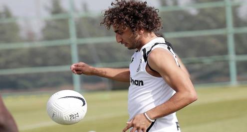 تقارير تركية: وردة ضمن خطط جالاتا سراي في الصيف